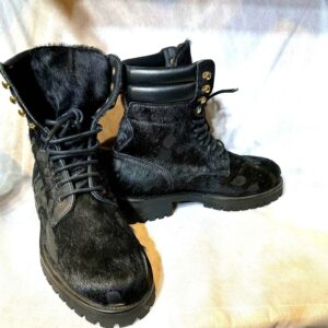 Bottes en cuir noir