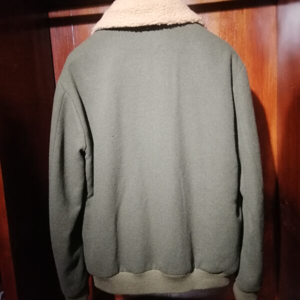 Blouson Vert avec Col en Mouto - Image 3