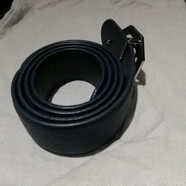 Ceinture en Cuir Noir avec Boucle Métallique – Image 3