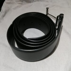 Ceinture en Cuir Noir avec Boucle T-Bar en Métal Argenté