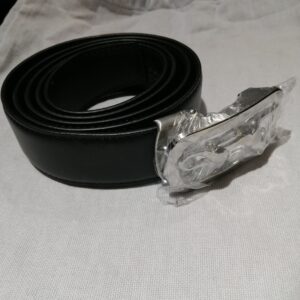 Ceinture en Cuir Noir avec Boucle Métallique Design