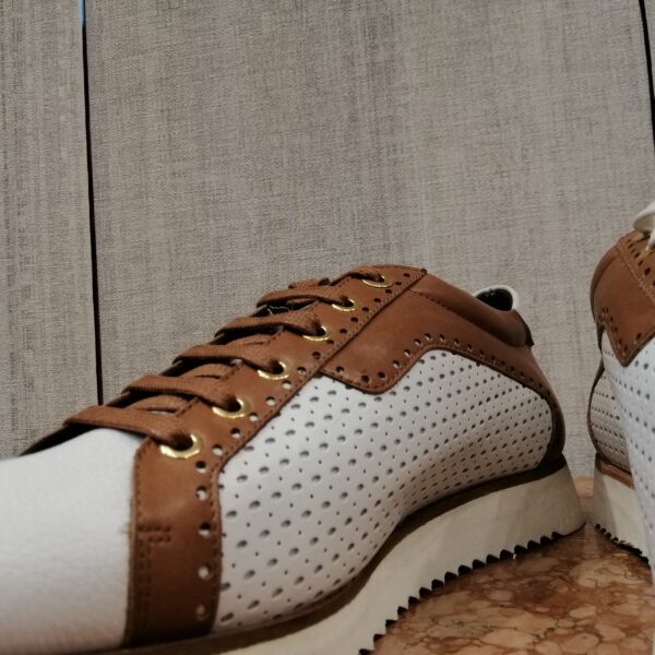 Chaussures en Cuir Bicolores - Image 3