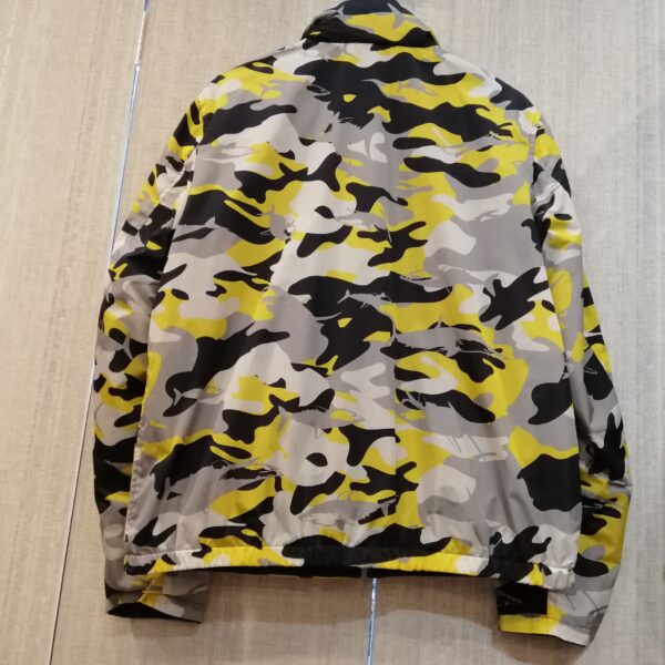 Veste camouflage jaune et grise - Image 2